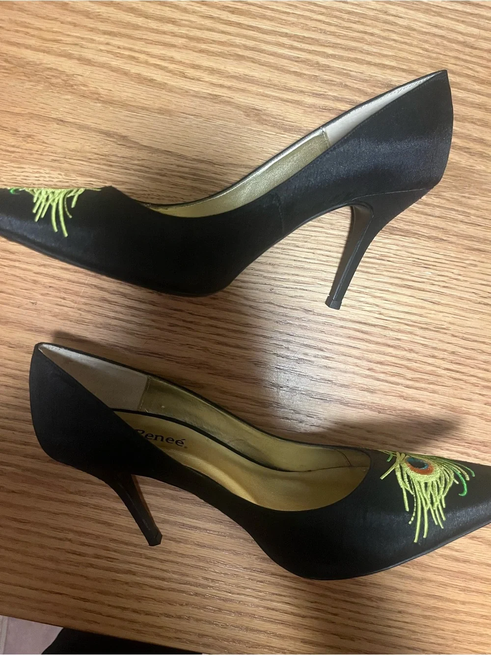 J. Renee Peackock Feather Heels Size 8.5